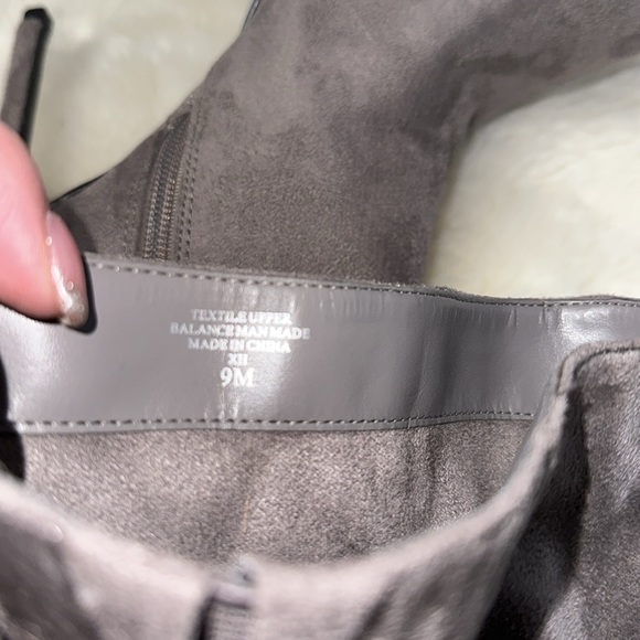 NWOT Charles by Charles David Boots - Picture 6 of 7